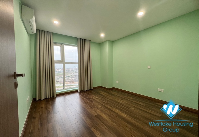 Nice new apartment with modern furniture for rent in Ciputra Hanoi